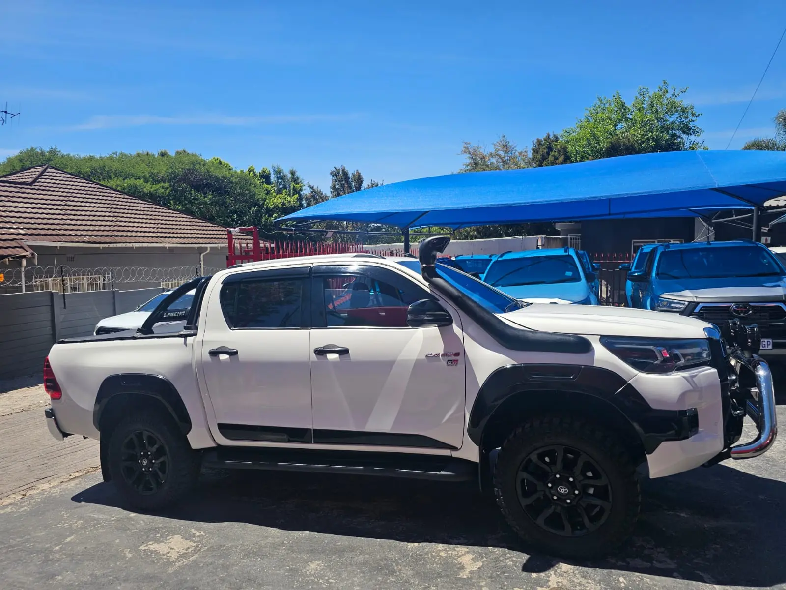 2023 Toyota Hilux 2.4GD-6 Double Cab Raider - Image 6