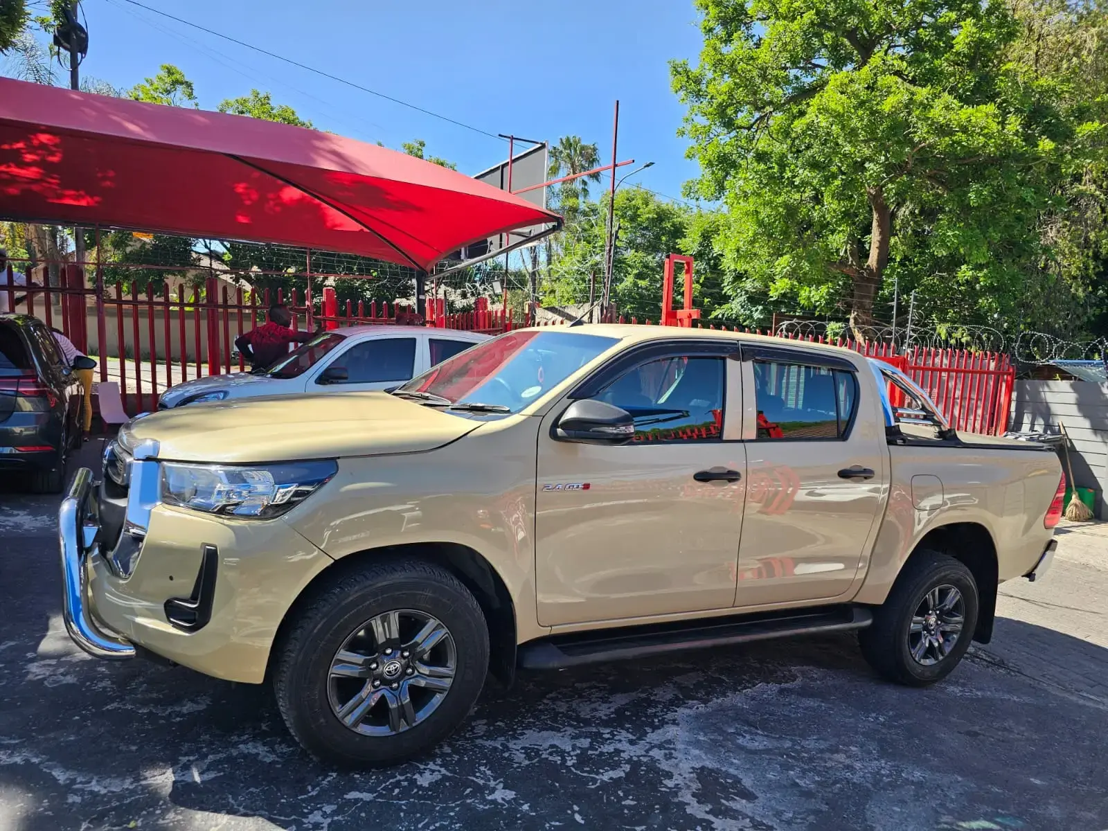 2022 Toyota Hilux 2.4GD-6 Double Cab Raider Auto - Image 18