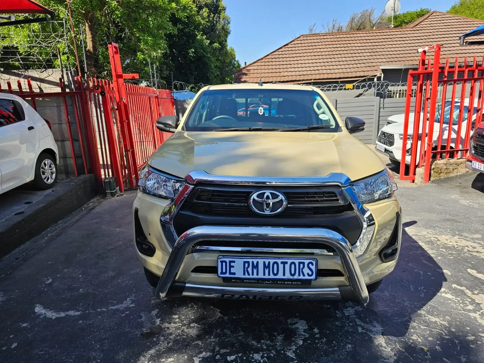 2022 Toyota Hilux 2.4GD-6 Double Cab Raider Auto - Image 16