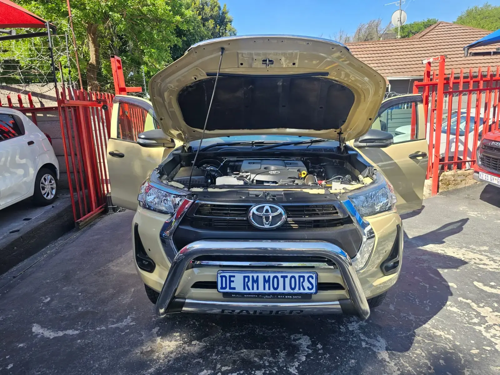 2022 Toyota Hilux 2.4GD-6 Double Cab Raider Auto - Image 13