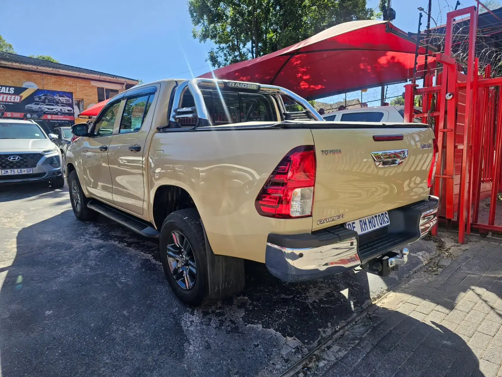 2022 Toyota Hilux 2.4GD-6 Double Cab Raider Auto - Image 7