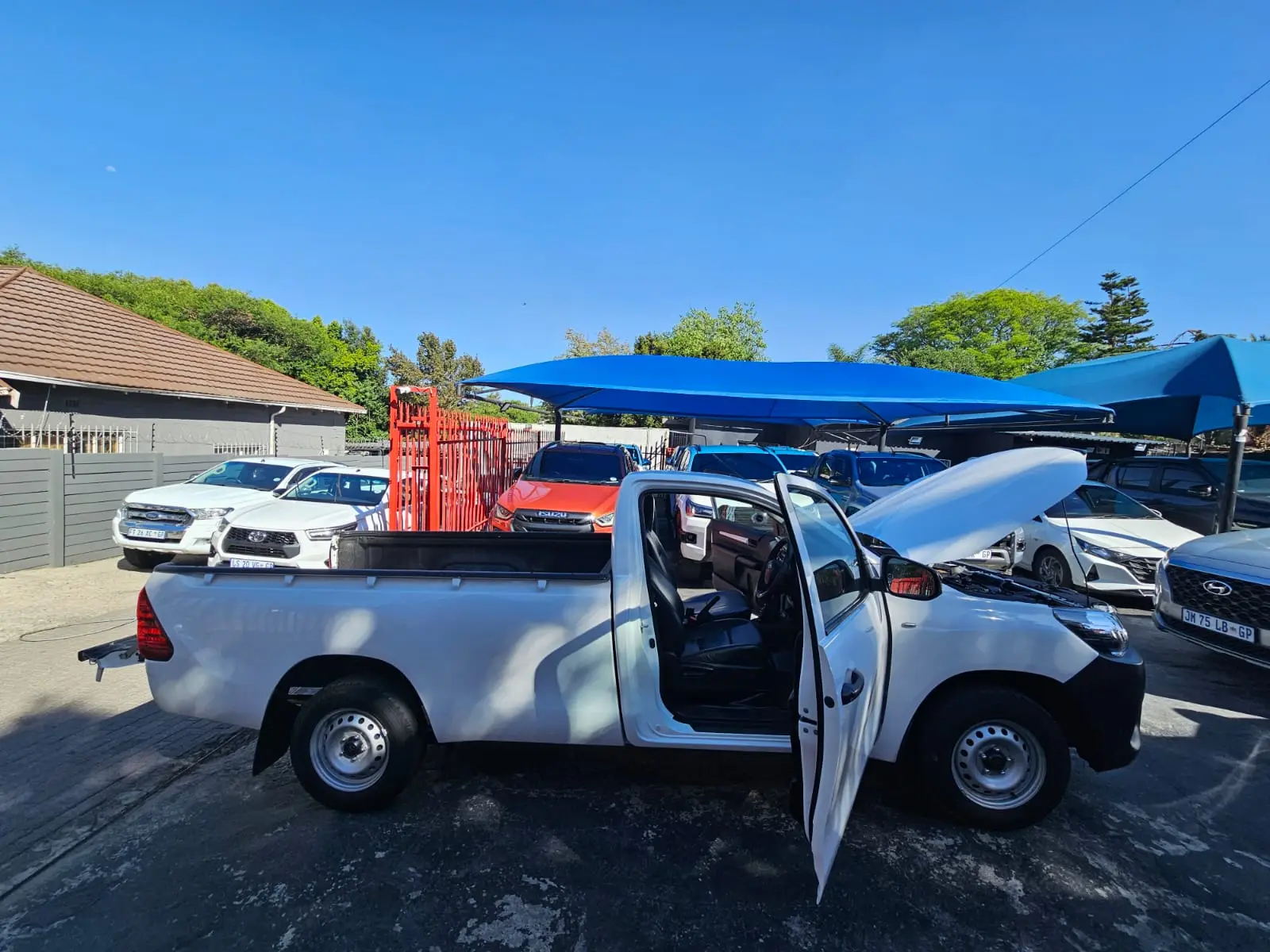 2024 Toyota Hilux 2.0 Single Cab S (Aircon) - Image 17