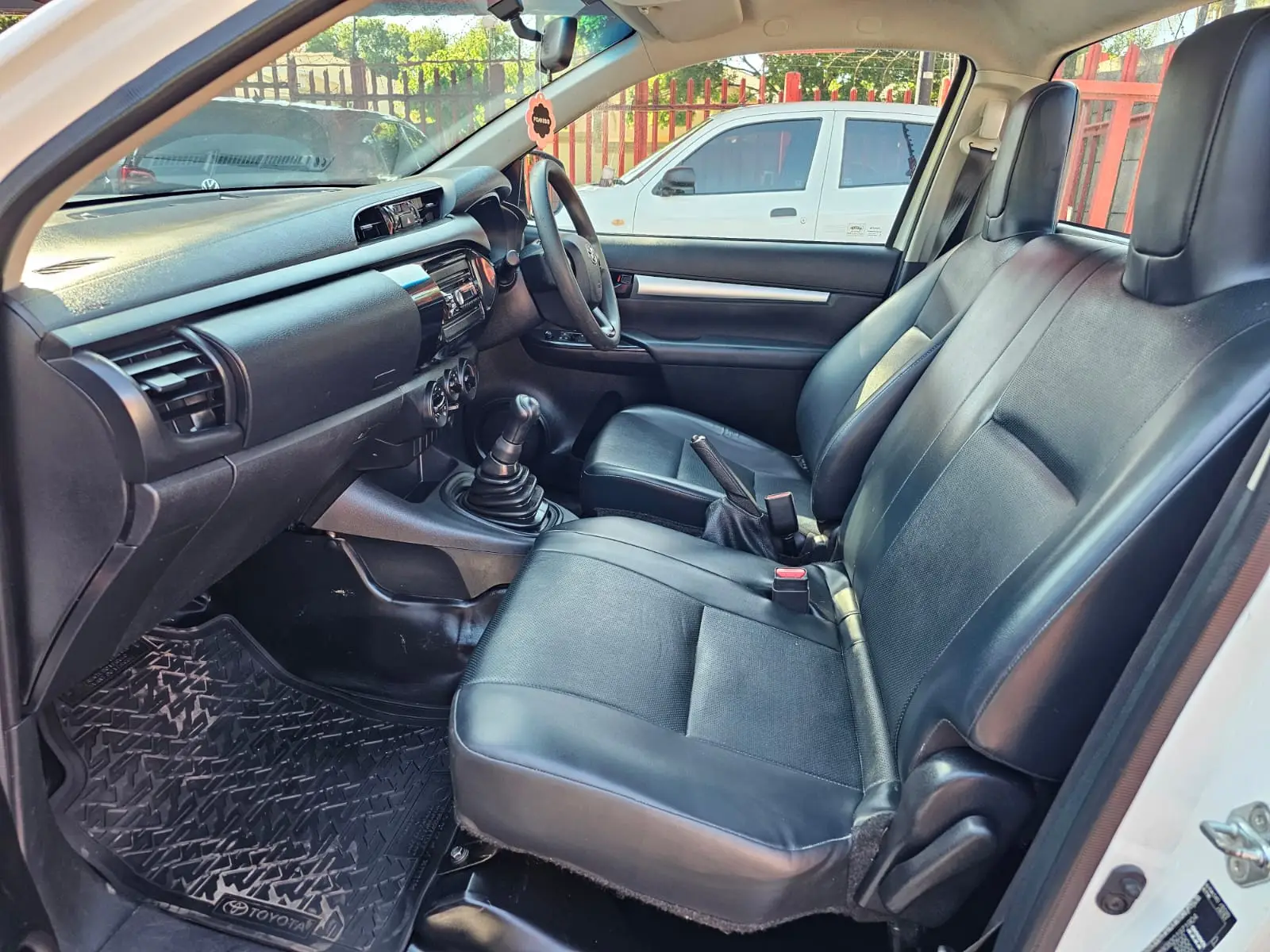 2024 Toyota Hilux 2.0 Single Cab S (Aircon) - Image 9